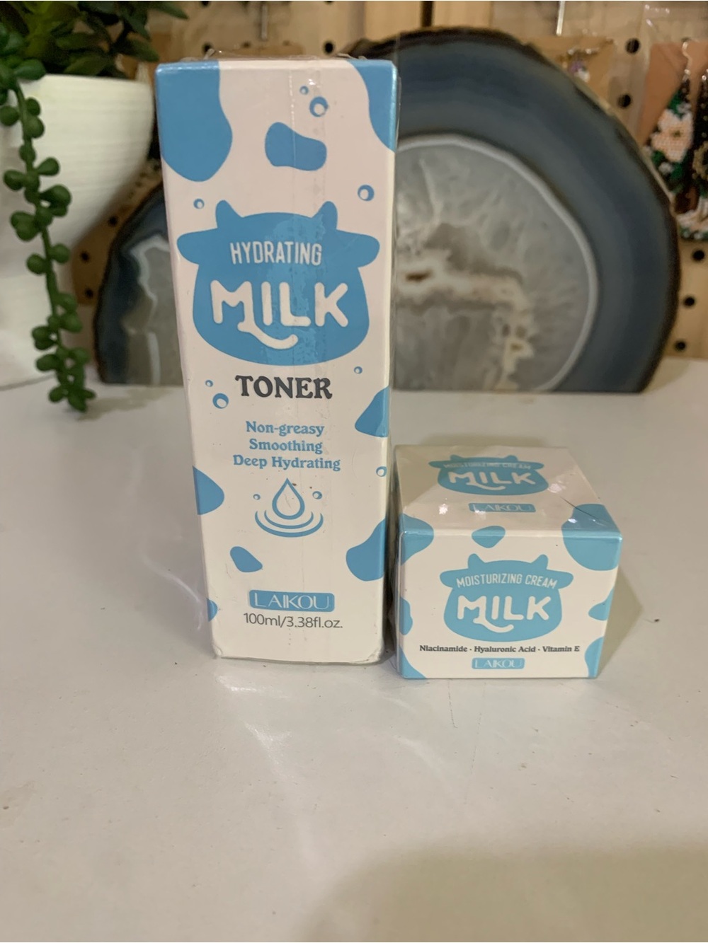 Aiko Hydrating Milk Toner & Moisturizing Cream - Light Blue/White